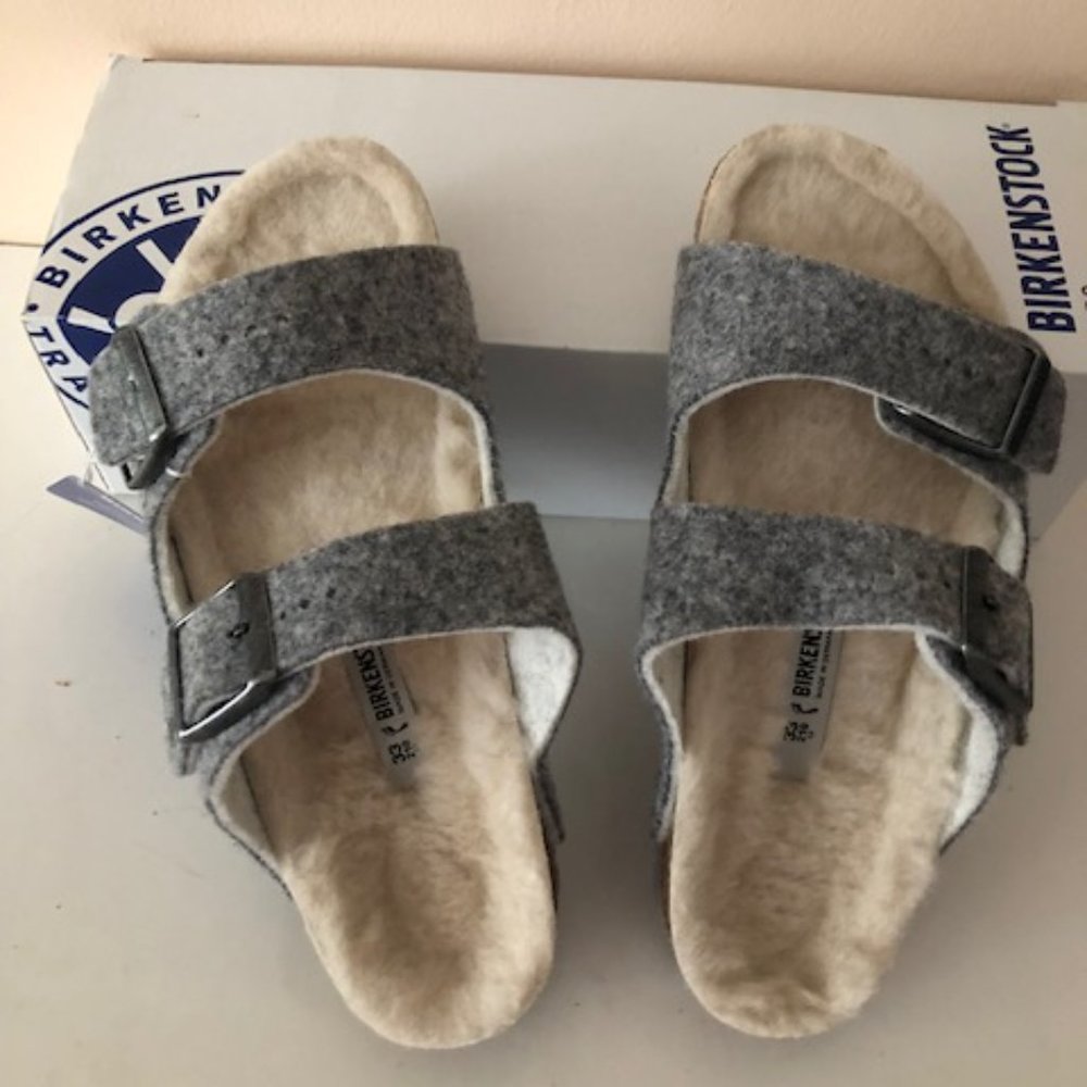 BIRKENSTOCK Arizona Rivet comfortable Sandal for boy or girl. Size: 1, 1.5 - Picture 10 of 13